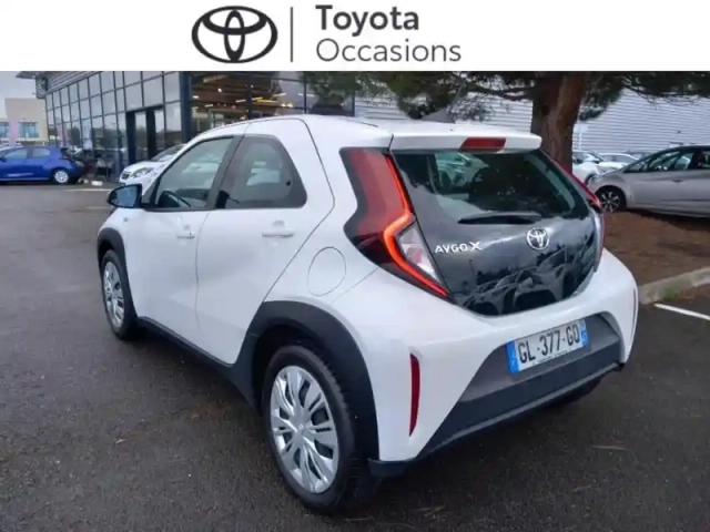 Toyota Aygo X 1.0 vvt-i 72ch dynamic s-cvt — photo 2