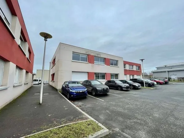 Bureaux 250 m²