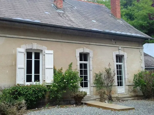 Loue maison de caractère 92m² cadre bucolique à deux pas de Laval - 2 chambres