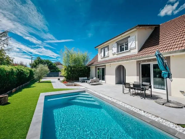 Villa 6 pièces 130 m²