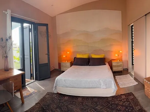 Loue chambre indépendante chez l'habitant