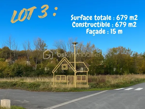 Terrain 679 m²