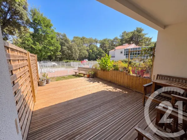 Studio 1 pièce 26 m²