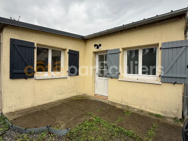 Maison de plain pied à Voyennes