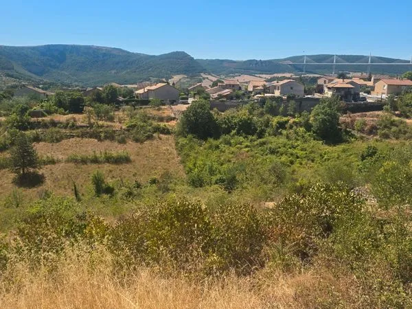 Vends terrain millau 150000e
