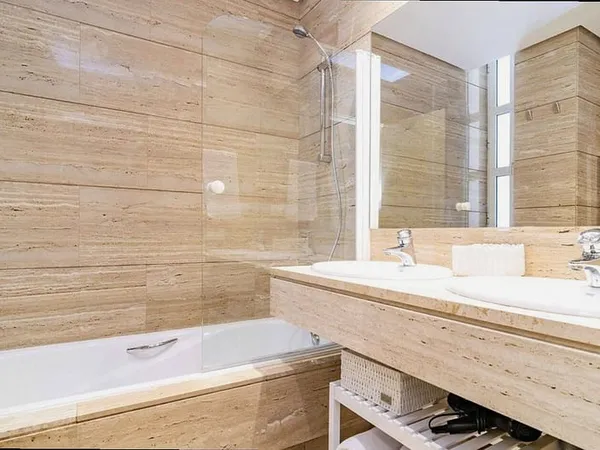 Appartement 3 pièces 103 m²