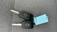 Renault Clio 1.5 Blue dCi 100ch Evolution - 24 — photo 16