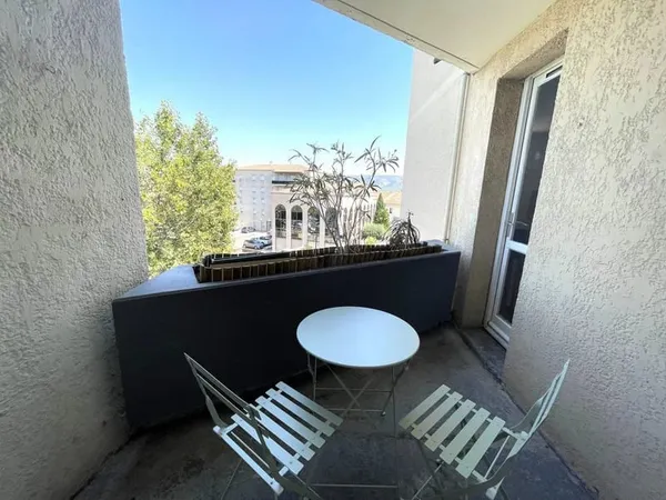 Appartement lumineux avec garage au sein d'une résidence sécuris