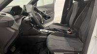Peugeot 2008 1.2 Hybrid 145ch Style e-DCS6 — photo 12