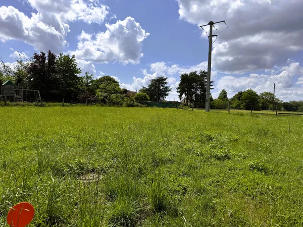 Au calme, dans un hameau à proximité des grands axes