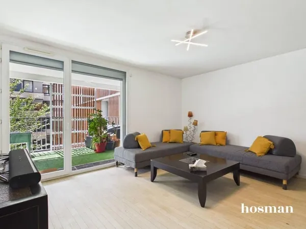 Coup de coeur ! 4 pièces traversant de 84m² avec terrasse et balcon - Rue Marguerite Yourcenar, Colo