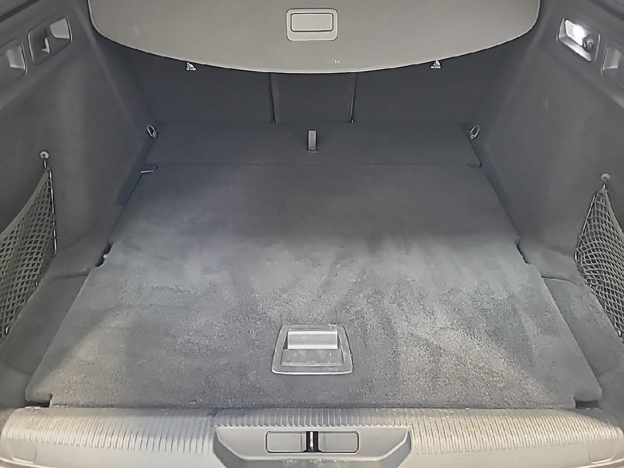 Peugeot 308 sw bluehdi 130ch s&s eat8 allure — photo 14
