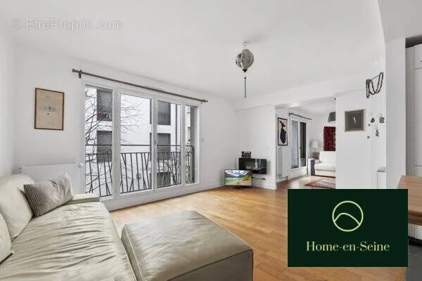 Appartement 2 pièces 51 m² à vendre à Paris-18e (75018)