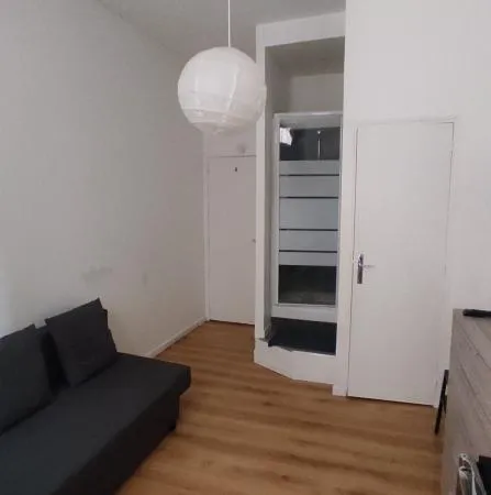 STUDIO MEUBLÉ EN HYPER CENTRE