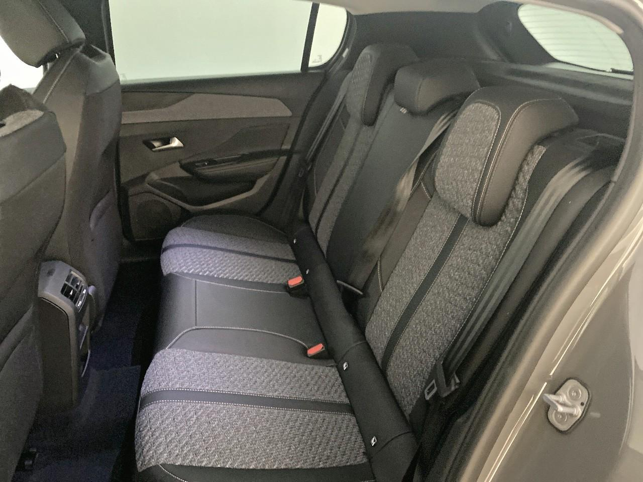 Peugeot 308 bluehdi 130ch s&s eat8 allure — photo 10