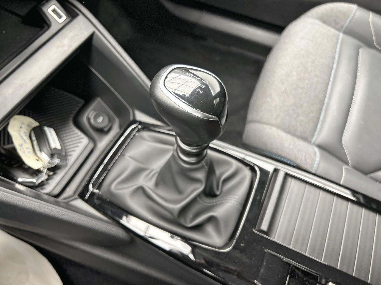 Citroën C4 puretech 130 s&s bvm6 shine — photo 17