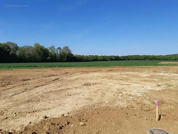Terrain 567 m²