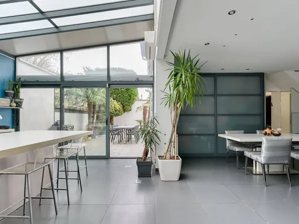 Maison 6 pièces 192 m²