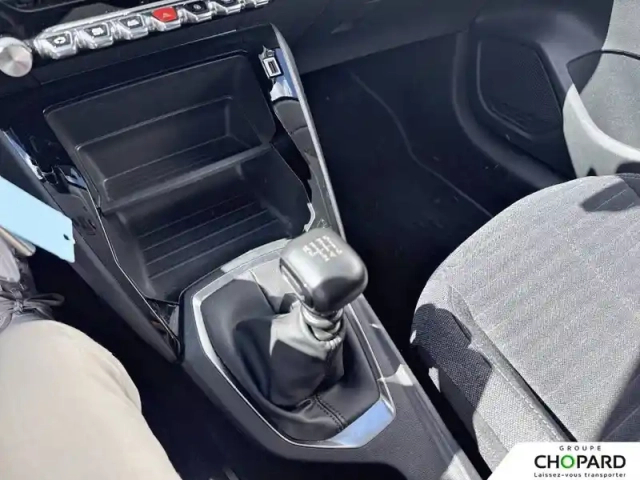 Peugeot 208 puretech 100 s&amp;s bvm6 — photo 16