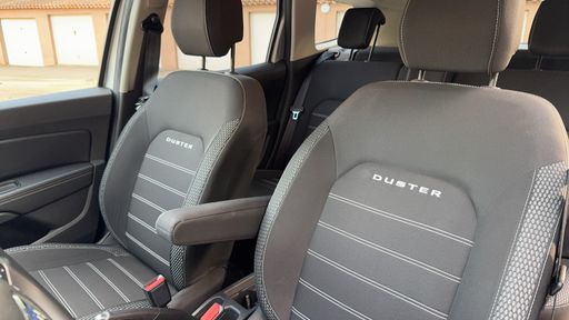 Dacia Duster 1.3 Tce 130 - Prestige – 2021 – 108396 km – Essence – Boîte Manuelle — photo 17