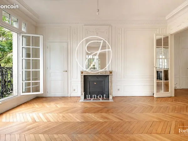 Appartement 6 pièces 156 m²