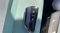 Volkswagen Id. Buzz 204ch Pro 77 kWh — photo 13