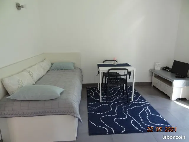 Photo 2