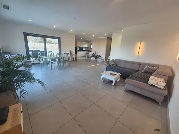 Maison 4 pièces 121 m²