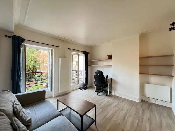 Appartement À Louer