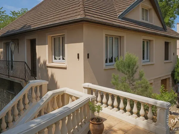 Maison 5 pièces 220 m²