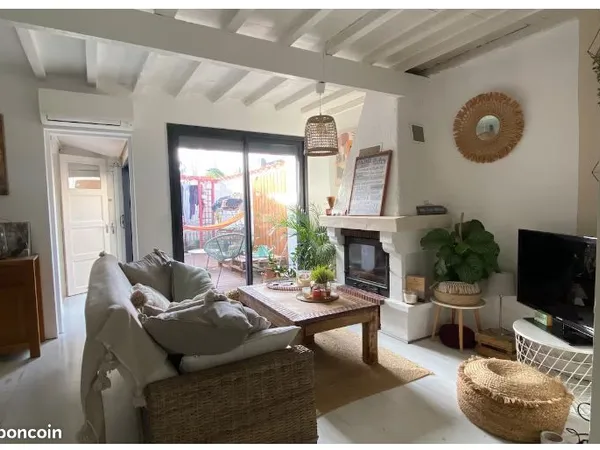 Location Bages