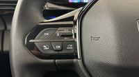 Peugeot 308 1.2 PureTech 130ch S&S Allure Pack — photo 25