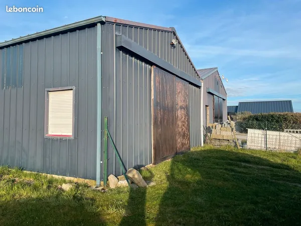 Bâtiment sur zone Artisanale