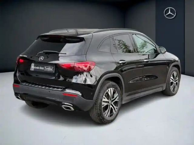 Mercedes Gla 200 d progressive line — photo 5