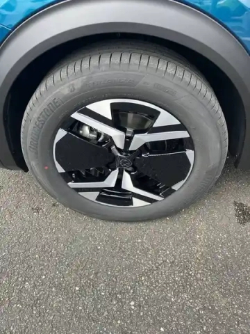 Peugeot 2008 hybrid 110 e-dcs6