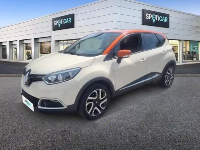 Renault Captur dci 90 energy eco² e6 intens — photo 1