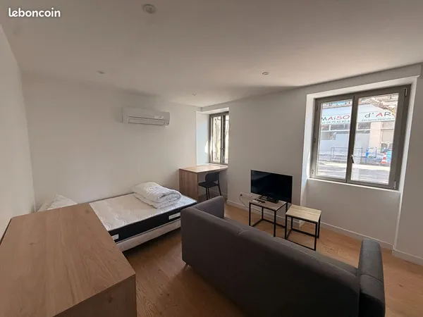 Studio 1 pièce 23 m²