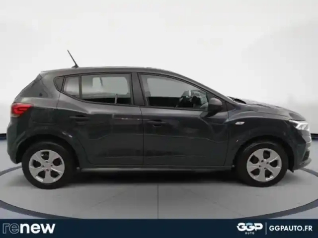 Dacia Sandero 1.0 eco-g 100ch essential — photo 6