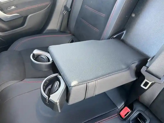 Mercedes Classe A 200 d amg line — photo 20