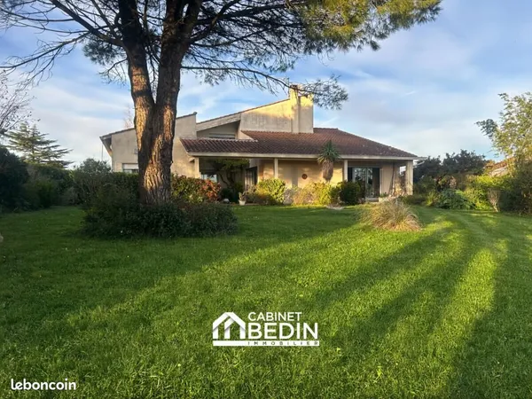 Maison 8 pièces 191 m²