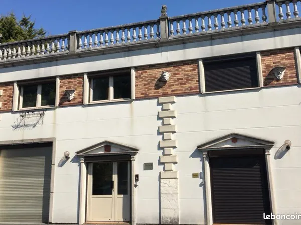 Local mixte Activité / Stockage (160 m²) + Bureaux (110 m²) — 270 m² — Champlan (N20 / A10 / A86 / A