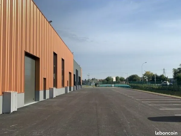 LOCAL D'ACTIVITE 270 m² CHAMPAGNE-SUR-OISE