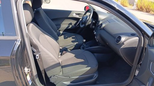 Audi A1 1.2 TFSI 86 - Ambition – 2013 – 100077 km – Essence – Boîte Manuelle — photo 13
