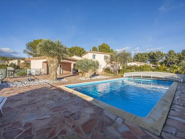 Maison 4 pièces 158 m²