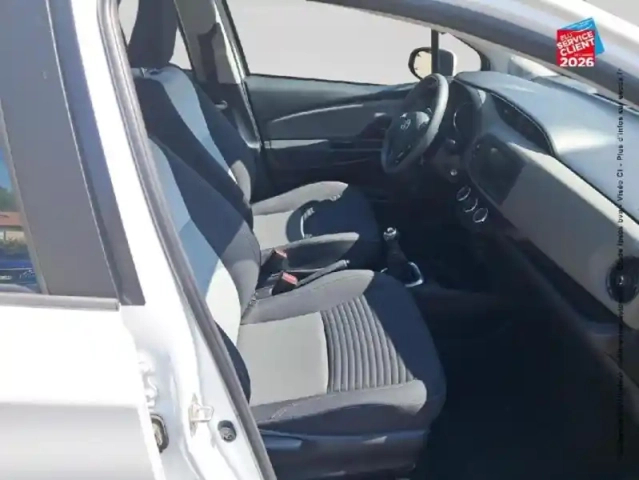 Toyota Yaris 70 vvt-i france connect 5p rc19 — photo 5