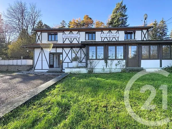Maison 250 m²