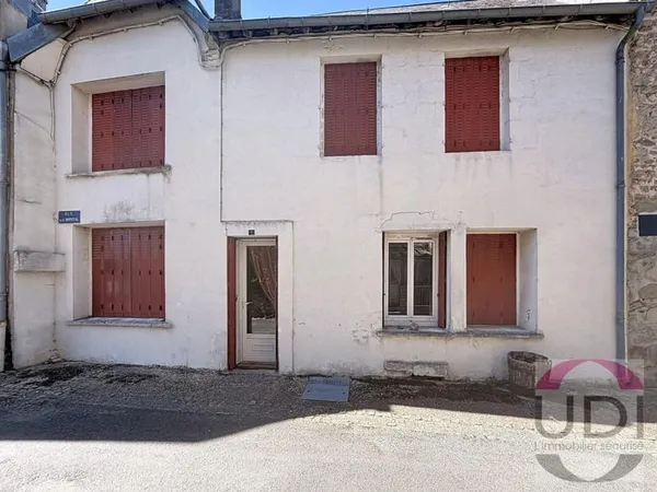 Maison À Vendre à Bénévent