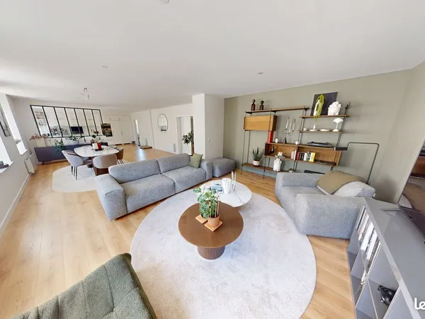 Appartement 4 pièces 141 m²