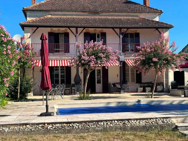 Ce que 397 000 $ ou 299 000 £ peuvent vous offrir dans le Sud‑Ouest de la France — élégante maison f