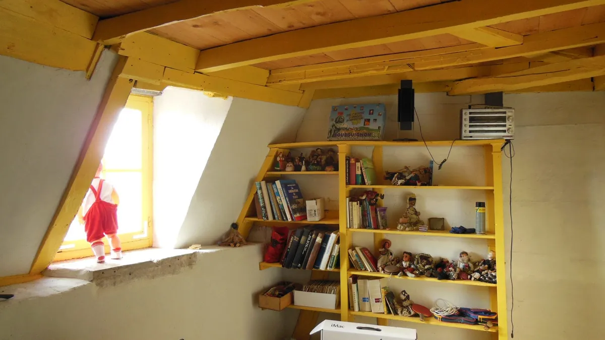 Photo 10